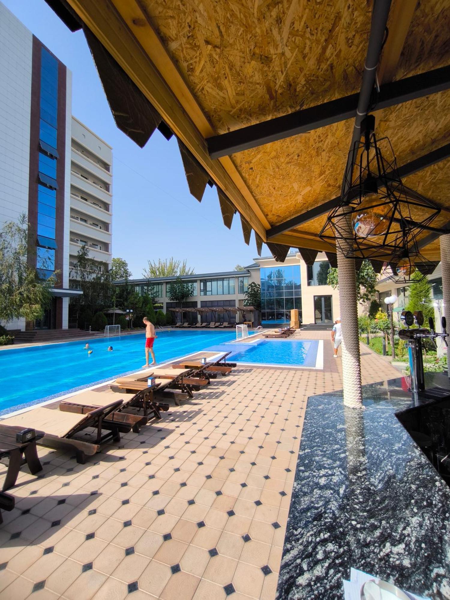Ziyorat Luxury Hotel 费尔干纳 外观 照片